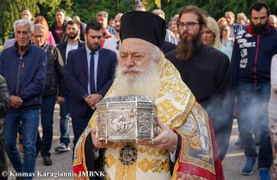Η Βέροια υποδέχτηκε την Τιμία Κάρα του Αγ. Παντελεήμονος
