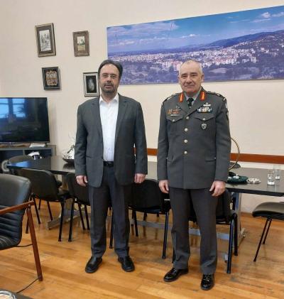 Πρώτη επίσημη επίσκεψη του νέου Διοικητή ΙΜΠ στον Δήμαρχο Βέροιας