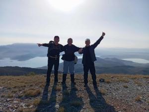 Στην κορυφή Πιπερίτσα του όρους Βόρρας με τους Ορειβάτες Βέροιας