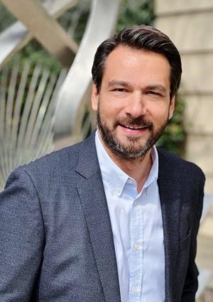 Πασχαλινές ευχές από τον Τάσο Μπαρτζώκα