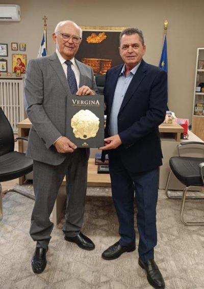 Με τον Πρέσβη της Κούβας συναντήθηκε ο Αντιπεριφερειάρχης Κώστας Καλαϊτζίδης