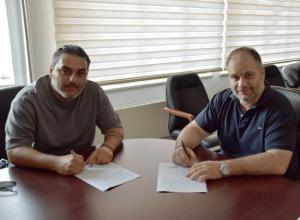 Ενεργειακά Κουφώματα στο Δημοτικό Σχολείο Στενημάχου και στο 2ο Νηπιαγωγείο Νάουσας