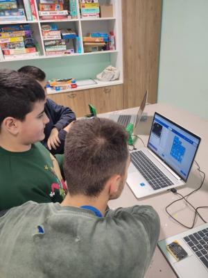 STEM με Ενσυναίσθηση: Μια δράση της Μέριμνας Ατόμων με Αυτισμό και της Socialinnov