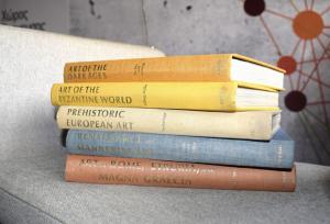 Σπάνια βιβλία τέχνης δωρήθηκαν στη Δημόσια Βιβλιοθήκη Βέροιας