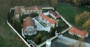 Προκήρυξη για την απόδοση θέσεων σε πωλητές στην Θρησκευτική Εμποροπανήγυρη της Αγίας Κυριακής Λουτρού