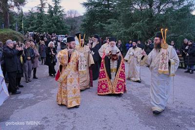 Η Παναγία Δοβρά υποδέχθηκε την Τιμία Κάρα της Αγίας Υπομονής