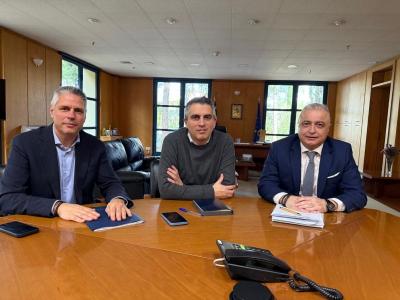 Την επιτάχυνση κρίσιμων αρδευτικών έργων στην Πρασινάδα και στην Κυψέλη συζήτησε ο Υφυπουργός Ανάπτυξης Λάζαρος Τσαβδαρίδης