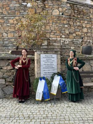 Κατάθεση στεφάνων στο ‘‘Μνημείο των επτά Βλάχων Ηρωίδων’’ στο Σέλι