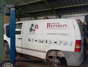 Δήμος Νάουσας: Σε λειτουργία όχημα περισυλλογής και φροντίδας αδέσποτων ζώων