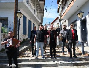 Το έθιμο "Τσουκάνια" αναβίωσε στον Κολινδρό (φωτό + Vid)