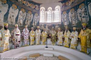 Πρώτη Ανάσταση στην Παλαιά Μητρόπολη – Τελετή Αναστάσεως στην πλατεία Ελιάς