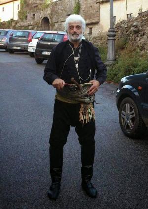 «Παρακάθ΄» αφιέρωμα στη μνήμη του Παναγιώτη (Πανούλη) Μουρατίδη