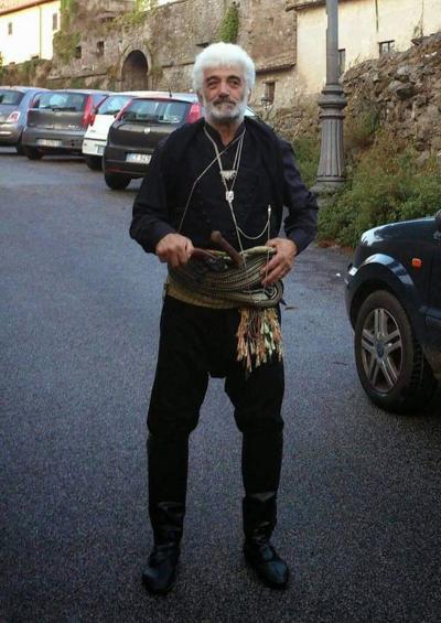 «Παρακάθ΄» αφιέρωμα στη μνήμη του Παναγιώτη (Πανούλη) Μουρατίδη