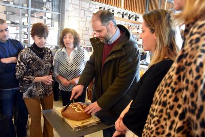 Στην κοπή της Βασιλόπιτας του ΚΔΑΠ-ΑμεΑ του Δήμου Νάουσας ο Νίκος Κουτσογιάννης