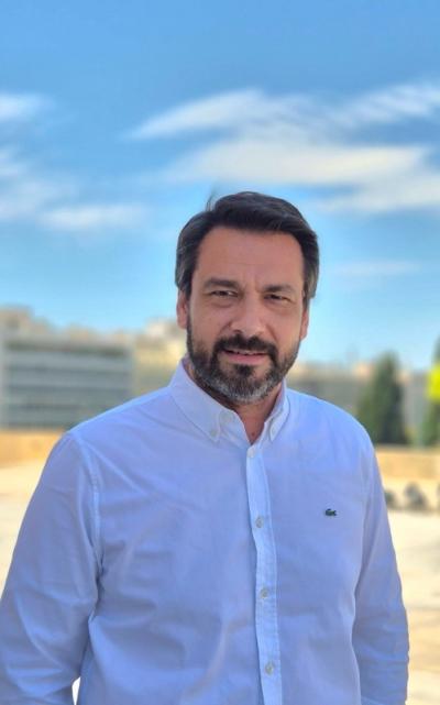 Τάσος Μπαρτζώκας για Πανελλήνιες εξετάσεις: Σας αξίζει ένα αύριο γεμάτο ευκαιρίες