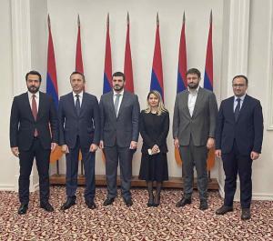 Ο Τάσος Μπαρτζώκας εκπρόσωπος της  Ελληνικής Βουλής στην Αρμενία