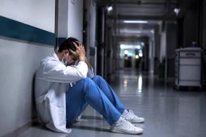 Η προστασία των ιατρών αποτελεί προϋπόθεση για την προστασία των ασθενών