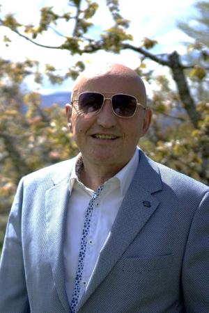 «Γιατί με την Ελληνική Λύση; Γιατί με τον Κυριάκο Βελόπουλο;»