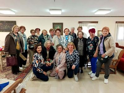Χειροποίητες καρδιές γεμάτες με αγάπη και μεράκι προσφέρθηκαν στο Γηροκομείο Νάουσας