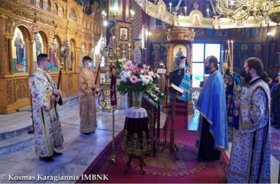 Με λαμπρότητα η Ακολουθία του Ακαθίστου Ύμνου στον Μητροπολιτικό Ναό της Αλεξάνδρειας