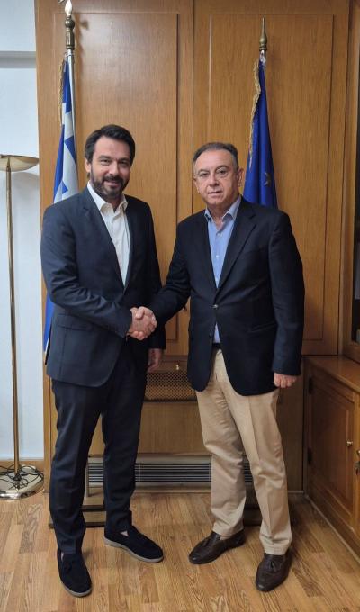 Ο Τάσος Μπαρτζώκας με τον Υφυπουργό Αγροτικής Ανάπτυξης και Τροφίμων Χρήστο Κέλλα για τα νέα κρούσματα ευλογιάς αιγοπροβάτων στην Ημαθία