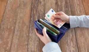 Είσαι Άνεργος; Δες Πώς Θα Πάρεις έως 2.000€ Επίδομα