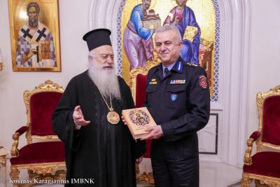 Ο Συντονιστής Επιχειρήσεων Κεντρικής Μακεδονίας, Υποστράτηγος Θεόδωρος Κοσμίδης στον Μητροπολίτη Βέροιας