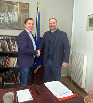 Έγινε η παράδοση- παραλαβή του Δήμου Νάουσας / Το Πρωτόκολλο