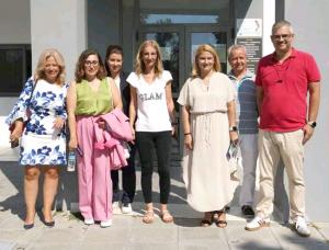 Η Γραμματέας Κοινωνικής Αλληλεγγύης και Ανθρωπίνων Δικαιωμάτων της Ν.Δ. στα "Παιδιά της Άνοιξης"