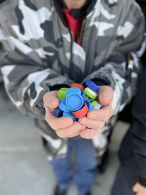 "Τα Παιδιά της Άνοιξης": Μαζεύουμε καπάκια, χαρίζουμε χαμόγελα