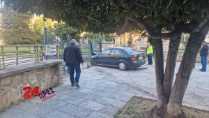 Τροχαίο ατύχημα στο κέντρο της Βέροιας – Στο νοσοκομείο ο οδηγός