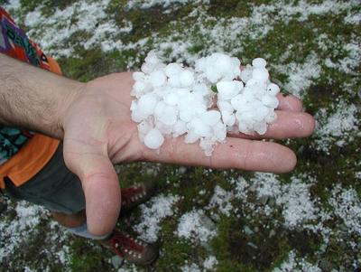 Αναγγελία ζημιών από το χθεσινό χαλάζι σε Βέροια, Λαζοχώρι, Ταγαροχώρι και Μέση