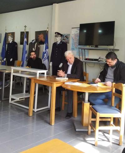 Τρεις ποιητικές συλλογές του Μανώλη Μιχαλάκη παρουσιάστηκαν στην Λέσχη Αποστράτων Σωμάτων Ασφαλείας Ημαθίας