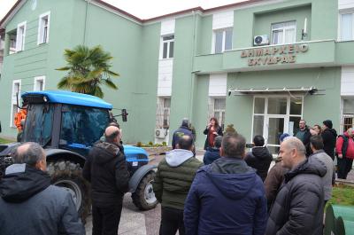 Συνάντηση της Δημάρχου Σκύδρας Κατερίνας Ιγνατιάδου με τους αγρότες