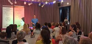 Μεγάλη επιτυχία σημείωσε η Βιβλιοπαρουσίαση-ομιλία του συγγραφέα και ηθοποιού Κώστα Κρομμύδα