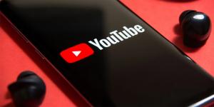 YouTube: Νέα λειτουργία επιτρέπει τη δημιουργία μικρών βίντεο, όπως στο TikTok
