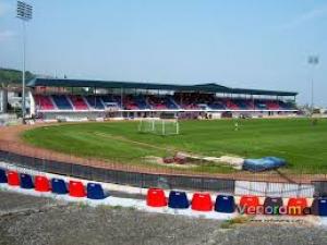 Λόγω του στεγάστρου κλειστή η κερκίδα στο Δημοτικό στάδιο Βέροιας