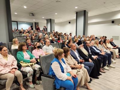 Με απόλυτη επιτυχία πραγματοποιήθηκε η εσπερίδα για τα Ιδιοπαθή Φλεγμονώδη Νοσήματα Εντέρου στη Νάουσα