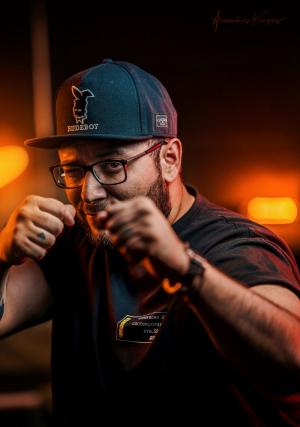 Stand Up Comedy: Κώστας Μαλιάτσης Σάλας “Δέκα χρόνια κουβάλημα”