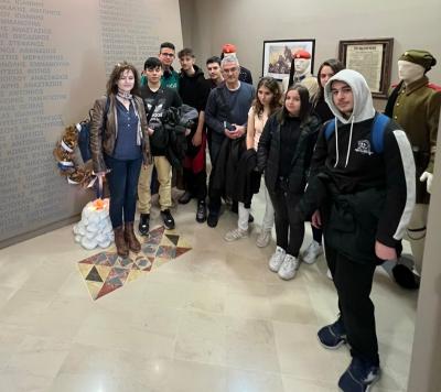 Μαθητές λυκείου από την Καλαμάτα στο Βλαχογιάννειο Μουσείο Βέροιας