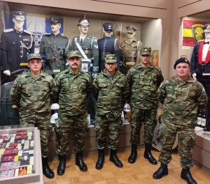 Οπλίτες της «390 ΠΑΠ» στο Βλαχογιάννειο Μουσείο Βέροιας