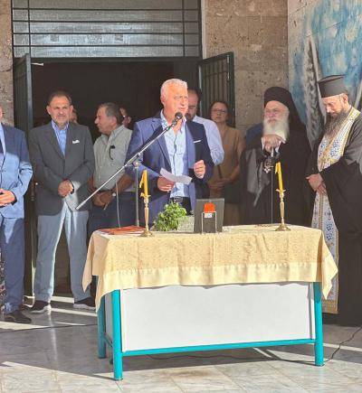 Στο 3ο και 4ο ΓΕΛ Βέροιας ο Λάζαρος Τσαβδαρίδης στον αγιασμό για τη νέα σχολική χρονιά