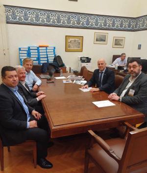 Με κλιμάκιο της Πανελλήνιας Ομοσπονδίας Εργαζομένων στις ΔΕΥΑ συνατήθηκε ο Βασίλης Κοτίδης