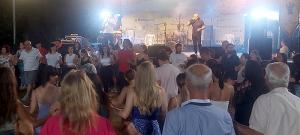 Γλέντησαν ποντιακά στην Πατρίδα (φωτό+vid). Σήμερα Τετάρτη κρητικό γλέντι με Νίκο Ζωϊδάκη.