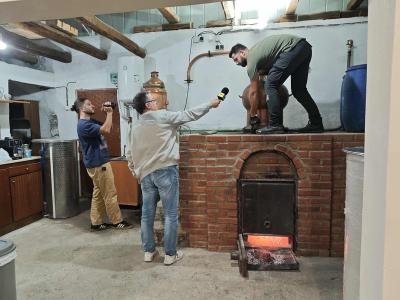 Ελληνικός Κόσμος - P o n t o s T v . Ένα νέο Κανάλι στους δέκτες της Τηλεόρασης!