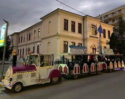 Πάνω από 14.000 επισκέπτες έκαναν βόλτα με το χριστουγεννιάτικο τρενάκι της Βέροιας