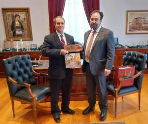 Επίσκεψη του νέου Γενικού Προξένου των ΗΠΑ Jerry Ismail στον Δήμαρχο Βέροιας