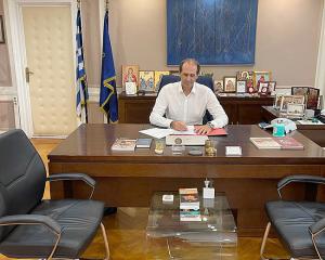 Συλλυπητήρια δήλωση του Επιτρόπου Απόστολου Τζιτζικώστα για τον αιφνίδιο θάνατο του Απόστολου Βεσυρόπουλου